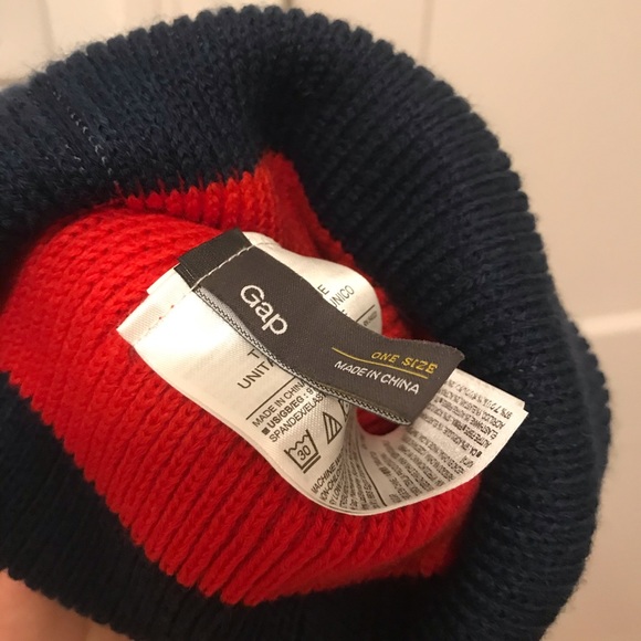 Like New GAP Beanie | Navy | NWOT - Picture 3 of 3